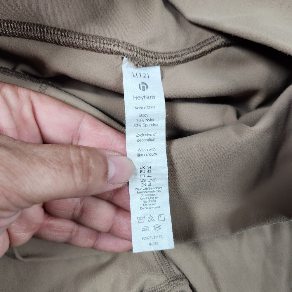 HeyNuts High Waisted Yoga Leggings Womens Size L 12 Tan 27" inseam - Picture 4 of 9